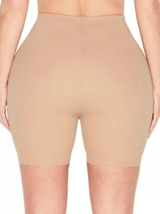 SKIMS Other - SKIMS Body Hip Shaping Mid Thigh Shorts Womens Medium Clay Padded Compression